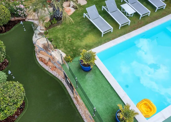 Casa Palmeiras Villa *