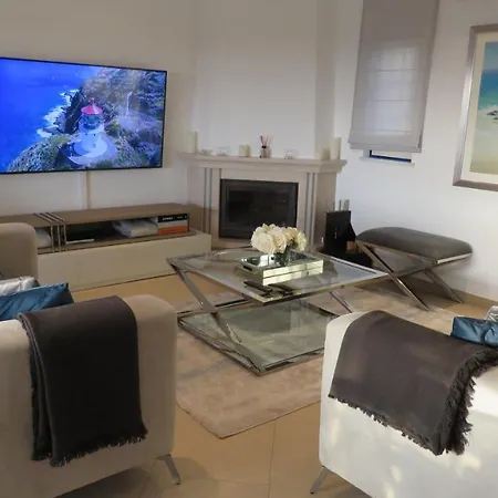 Casa Palmeiras ヴィラ ローレ